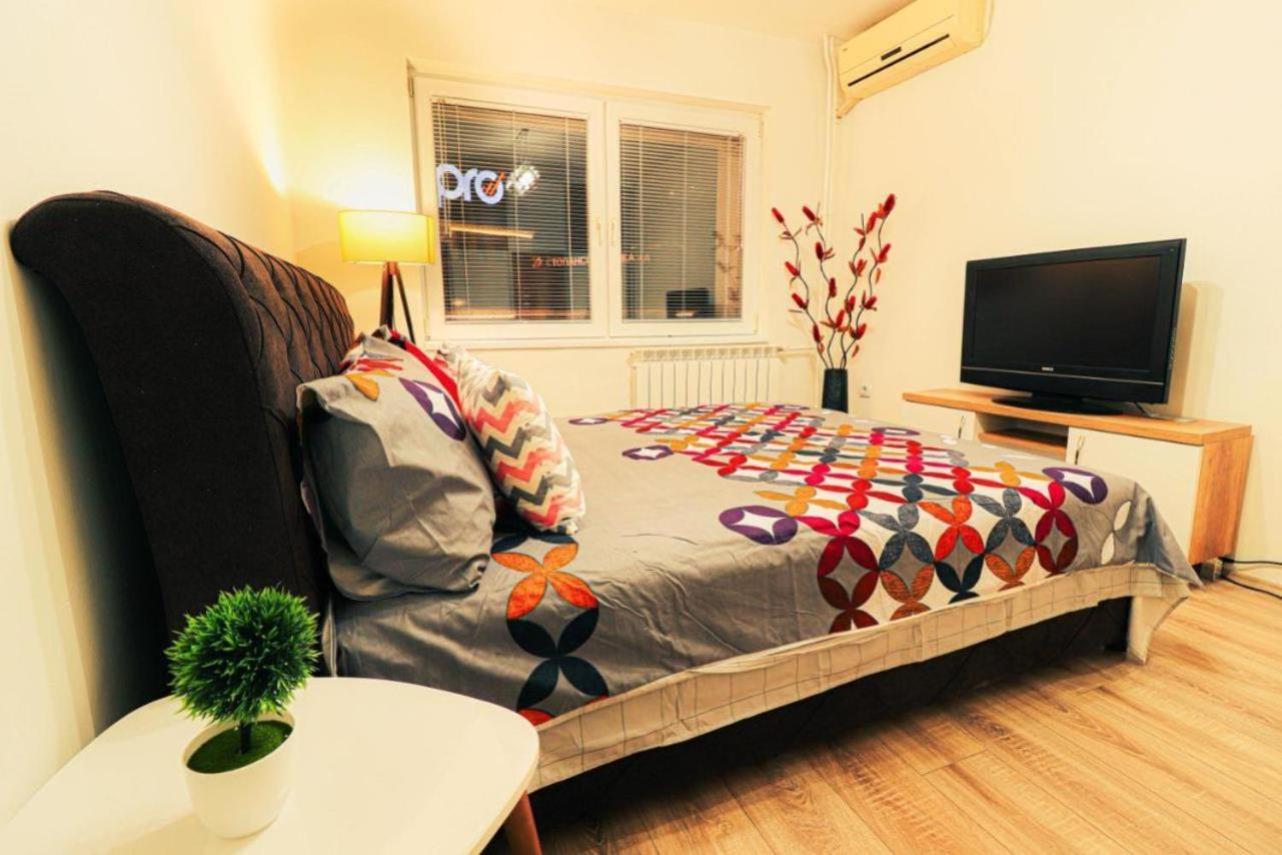Apartment Skopje Square Экстерьер фото